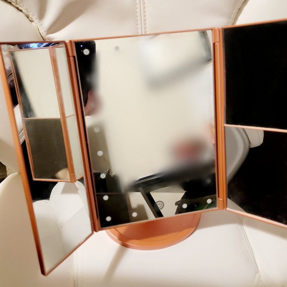 Lighted Makeup Mirror Rose Gold Magnifying Lighted Mirror (3X/2X/1X)